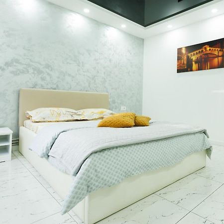 Archi'S Apartament กาลาจิ ภายนอก รูปภาพ
