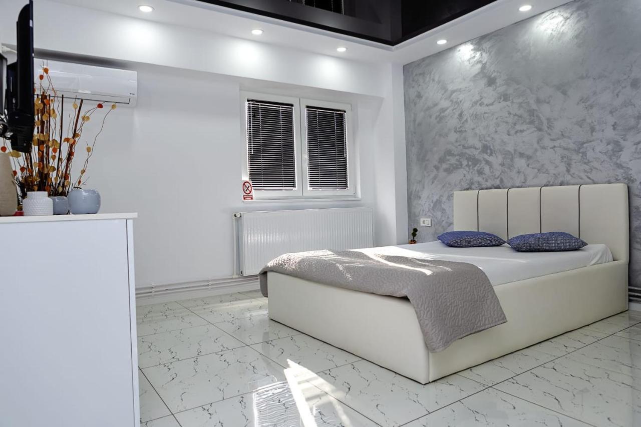 Archi'S Apartament กาลาจิ ภายนอก รูปภาพ